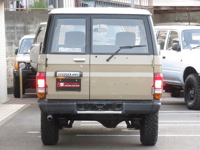 صورة 23 لـ 1990 Toyota LAND CRUISER 70