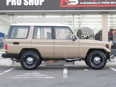 صورة 22 لـ 1990 Toyota LAND CRUISER 70