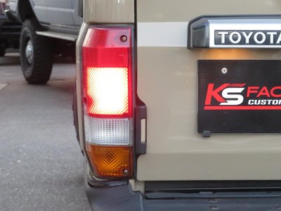 صورة 18 لـ 1990 Toyota LAND CRUISER 70