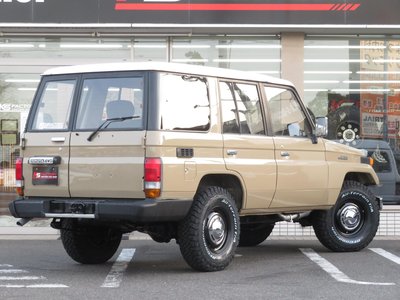 صورة 6 لـ 1990 Toyota LAND CRUISER 70