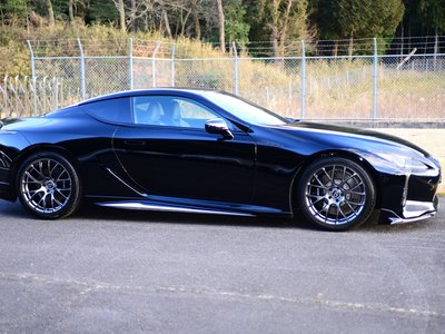 صورة مصغرة 11 لـ 2018 Lexus LC