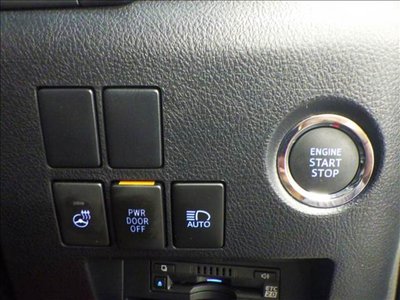 صورة 12 لـ 2022 Toyota ALPHARD