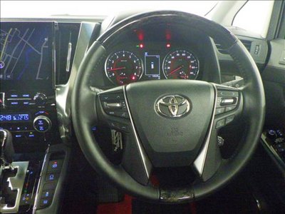 صورة 13 لـ 2022 Toyota ALPHARD
