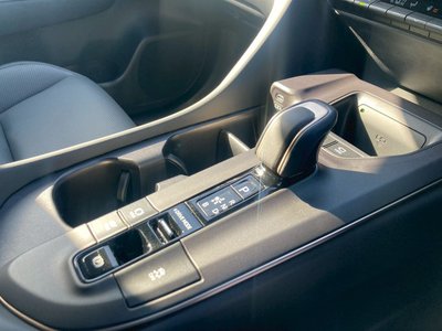 2023 Toyota CROWN CROSSOVER 照片 43