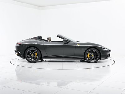 صورة 11 لـ 2025 Ferrari ROMA SPIDER
