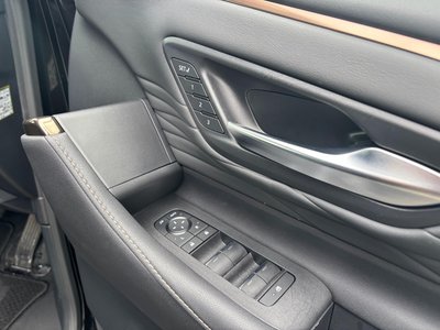 صورة 23 لـ 2024 Toyota ALPHARD