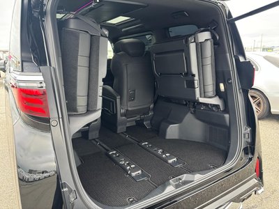 صورة 25 لـ 2024 Toyota ALPHARD