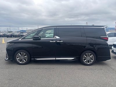 صورة 65 لـ 2024 Toyota ALPHARD