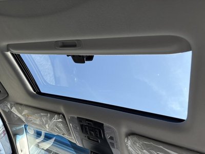 صورة 34 لـ 2021 Toyota ALPHARD