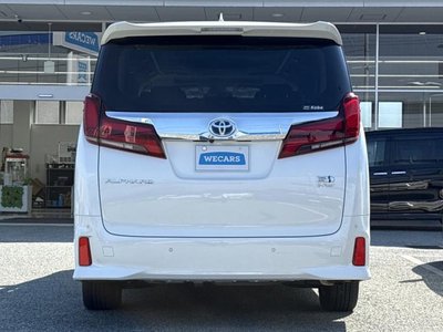 صورة 48 لـ 2021 Toyota ALPHARD