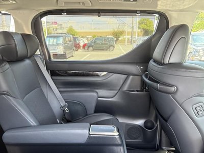 صورة 26 لـ 2021 Toyota ALPHARD