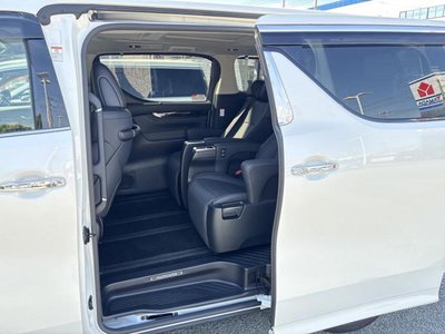 صورة 10 لـ 2021 Toyota ALPHARD