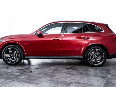 2025 Mercedes-BENZ GLC photo 12