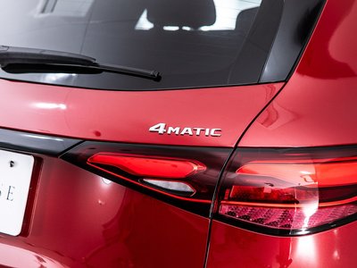 2025 Mercedes-BENZ GLC thumbnail 37