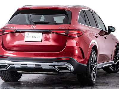 2025 Mercedes-BENZ GLC photo 3