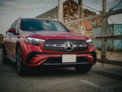 2025 Mercedes-BENZ GLC photo 4