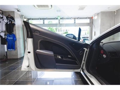 صورة مصغرة 28 لـ 2015 Aston Martin RAPIDE