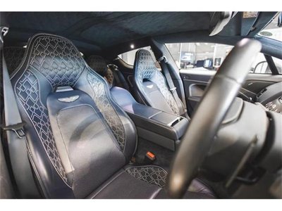 صورة مصغرة 23 لـ 2015 Aston Martin RAPIDE