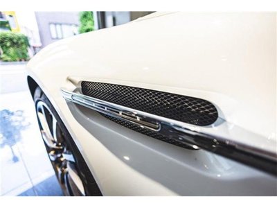 صورة مصغرة 15 لـ 2015 Aston Martin RAPIDE