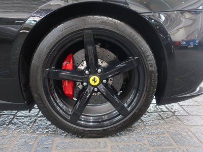 2020 Ferrari GTC4 LUSSO — миниатюра 19