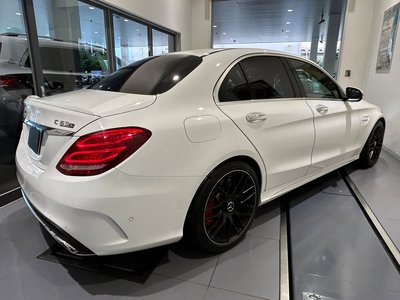 2018 Mercedes-BENZ C-CLASS AMG photo 3