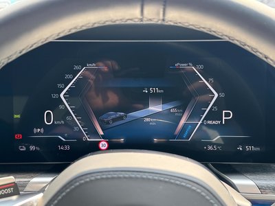 2025 BMW I7 thumbnail 33
