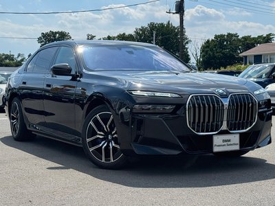 2025 BMW I7 thumbnail 70