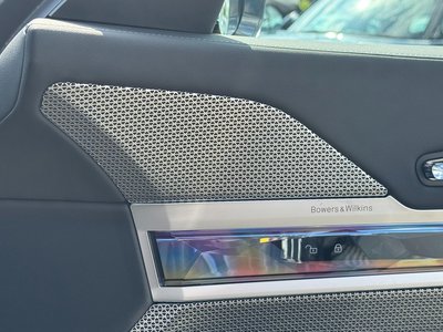 2025 BMW I7 thumbnail 22