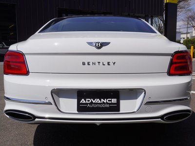 2021 Bentley FLYING SPUR — миниатюра 8
