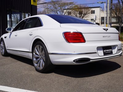 2021 Bentley FLYING SPUR — миниатюра 17