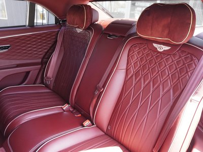 2021 Bentley FLYING SPUR — миниатюра 81