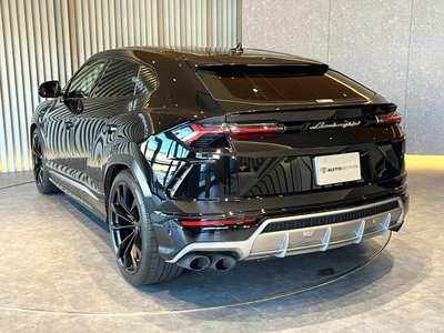 صورة 33 لـ 2019 Lamborghini URUS