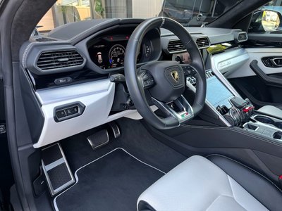 صورة 42 لـ 2019 Lamborghini URUS