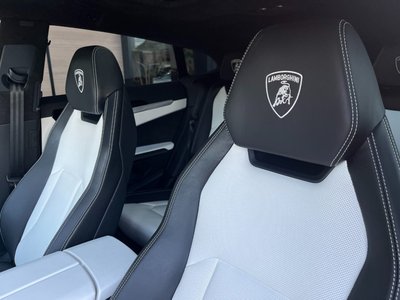 صورة 60 لـ 2019 Lamborghini URUS
