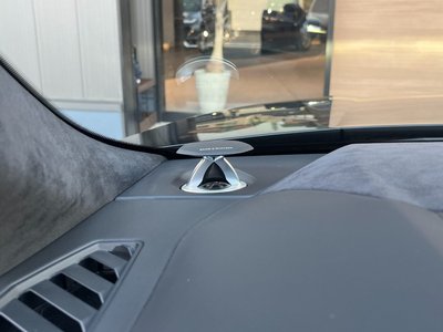 صورة 61 لـ 2019 Lamborghini URUS