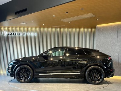 صورة 41 لـ 2019 Lamborghini URUS