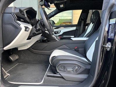 صورة 72 لـ 2019 Lamborghini URUS