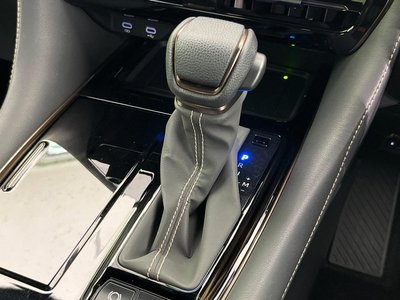 2025 Toyota ALPHARD 照片 25