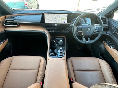 2024 Toyota CROWN SPORT photo 8