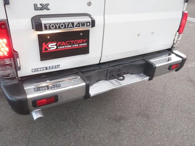 2000 Toyota LAND CRUISER 70 thumbnail 21