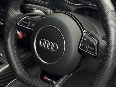 2014 AUDI RS6 AVANT 照片 31