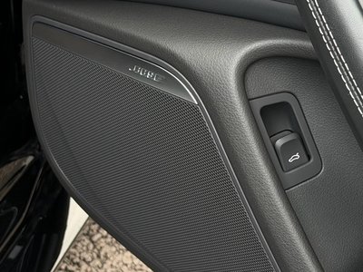 2014 AUDI RS6 AVANT 照片 36