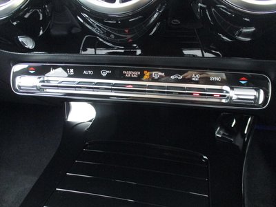 2025 Mercedes-BENZ CLA thumbnail 35