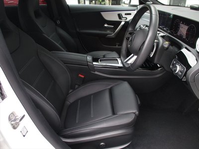 2025 Mercedes-BENZ CLA photo 10
