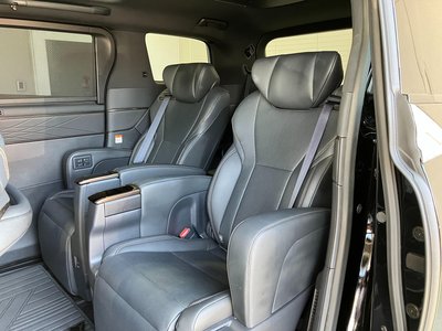 2025 Toyota ALPHARD 照片 76