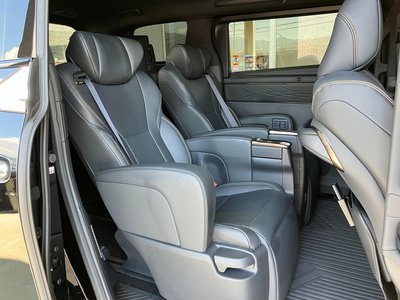 2025 Toyota ALPHARD 照片 17