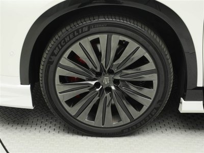 صورة 31 لـ 2025 Toyota CROWN ESTATE