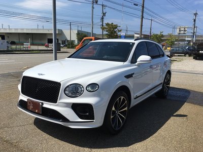 2022 Bentley BENTAYGA 照片 2