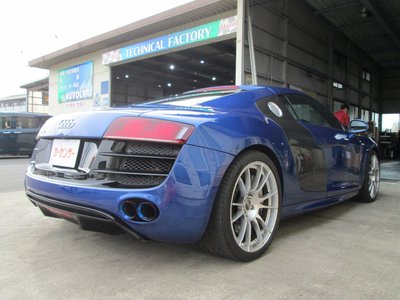 2011 AUDI R8 photo 9