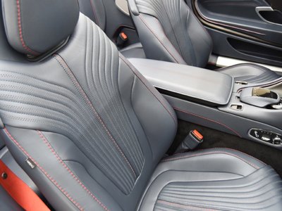 صورة 11 لـ 2022 Aston Martin DB11 VOLANTE